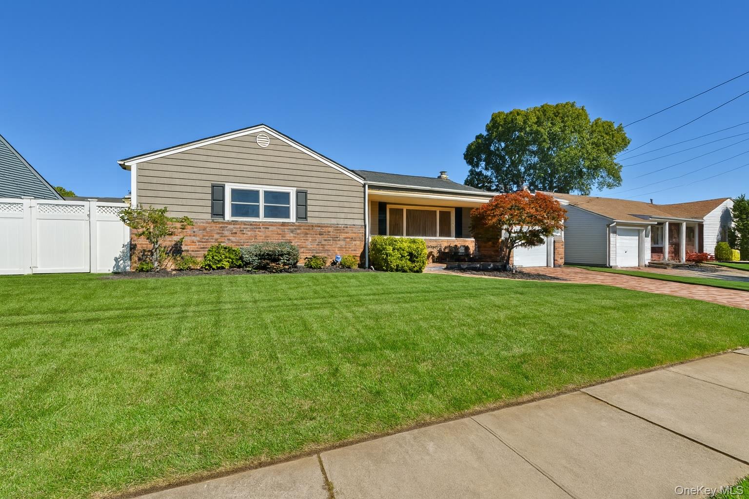 #2 photo, 576 Western Park Drive, ナッソー郡 West Hempstead , NY 11552