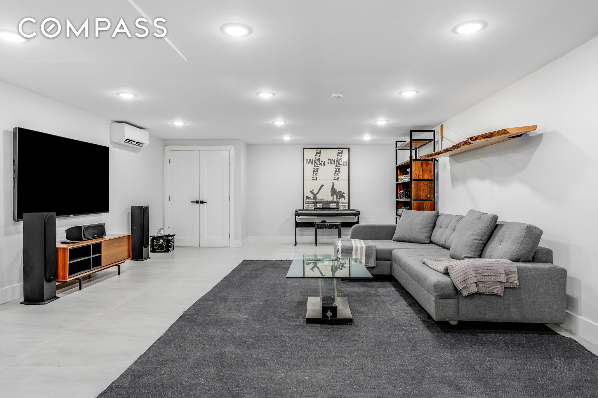 #8 photo, Brooklyn, Bushwick , NY 11207