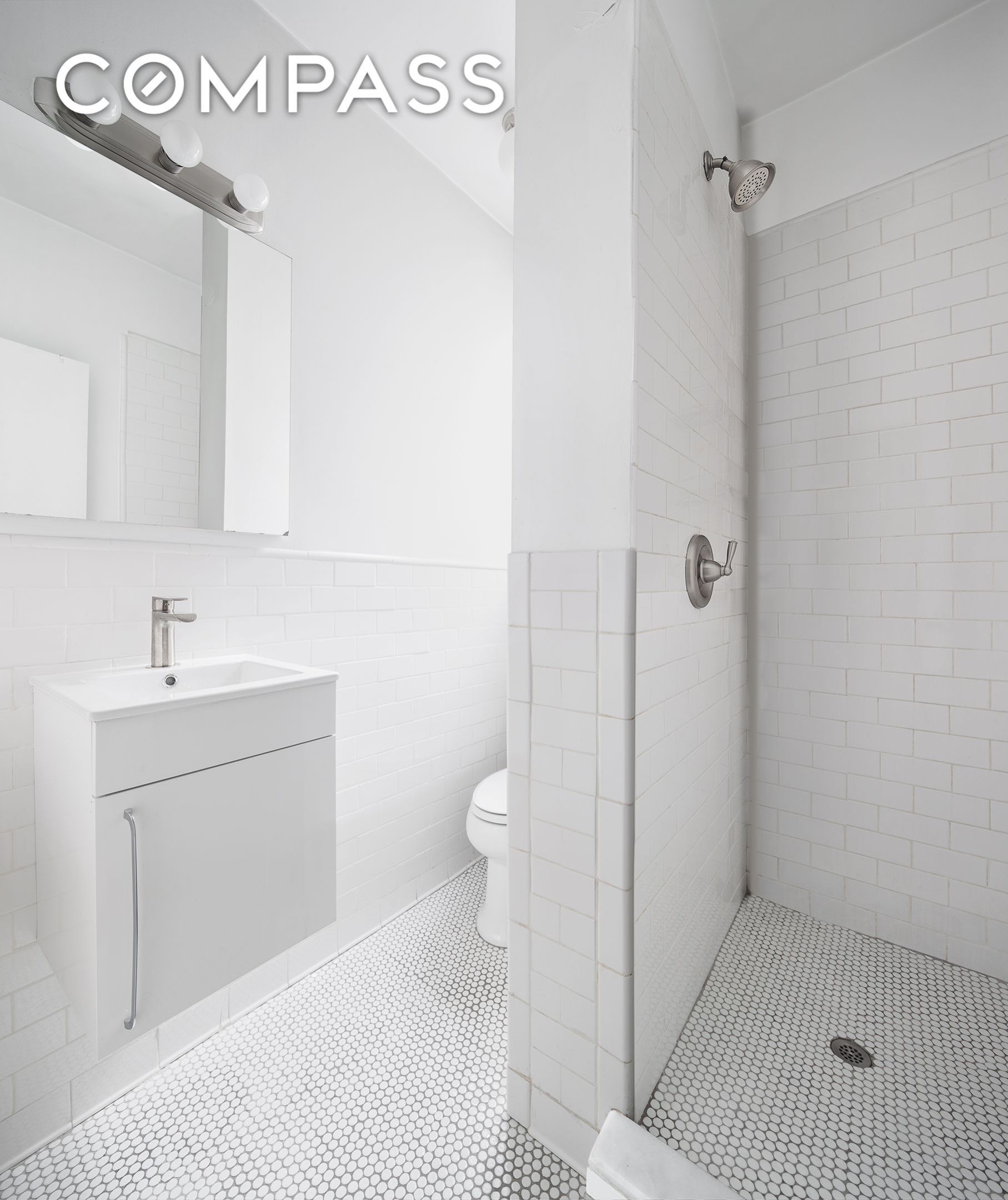 #9 photo, 124 Thompson Street, マンハッタン SoHo , NY 10012