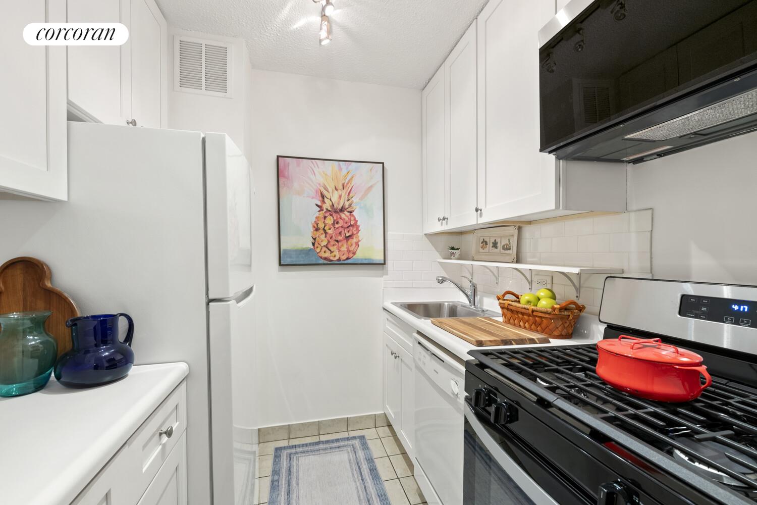 #4 photo, 61 W 62ND Street, マンハッタン Lincoln Square , NY 10023