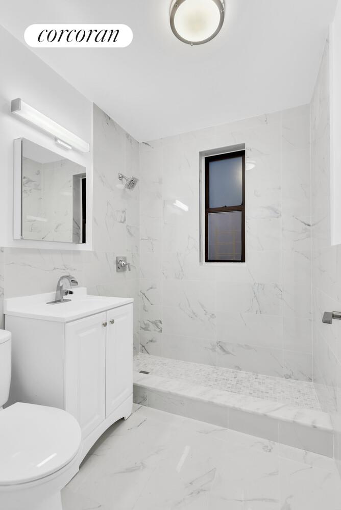 #7 photo, 3245 PERRY Avenue, 布朗士 Norwood , NY 10467