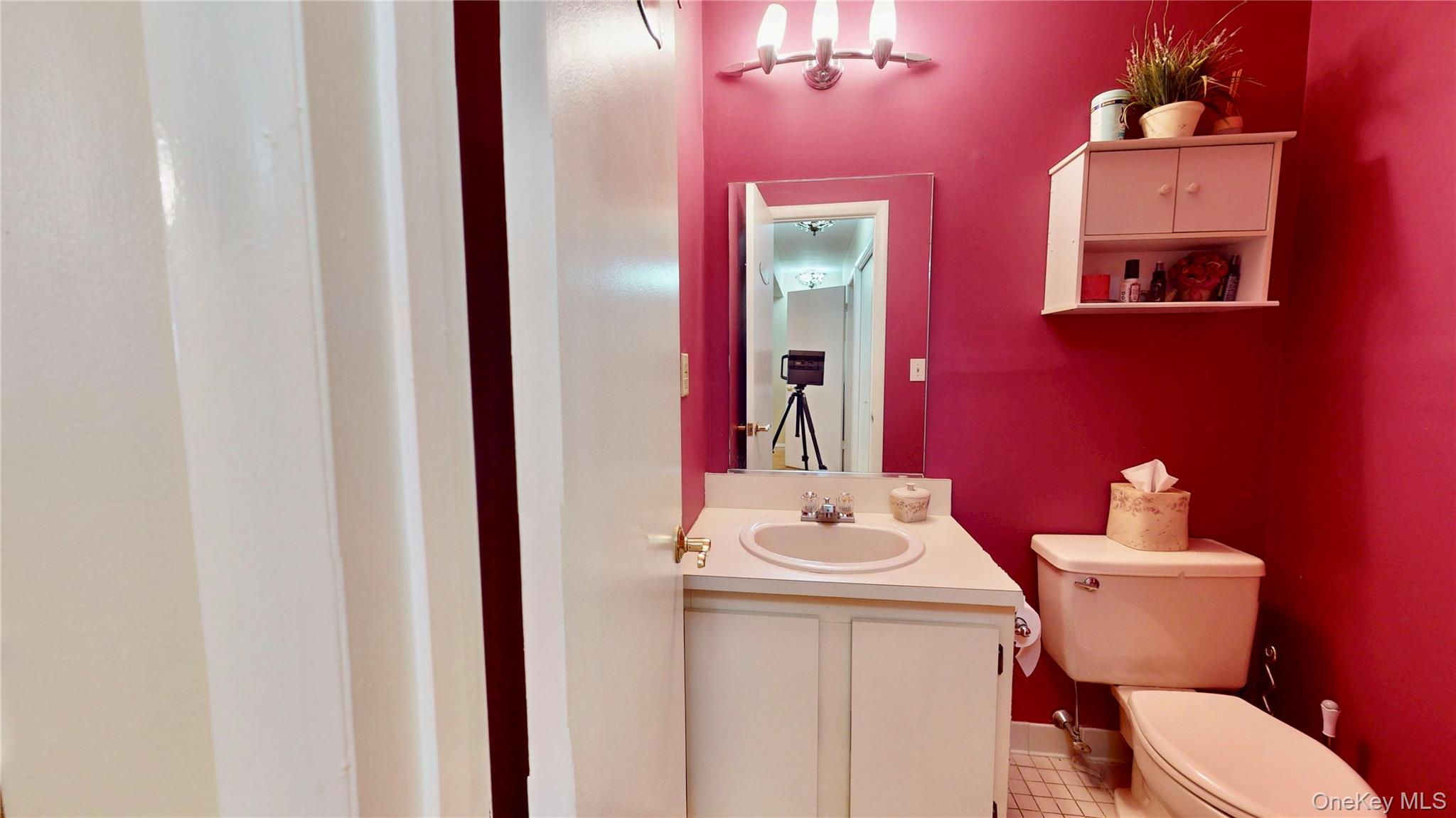 #7 photo, 87 Village Green, Bardonia , NY 10954