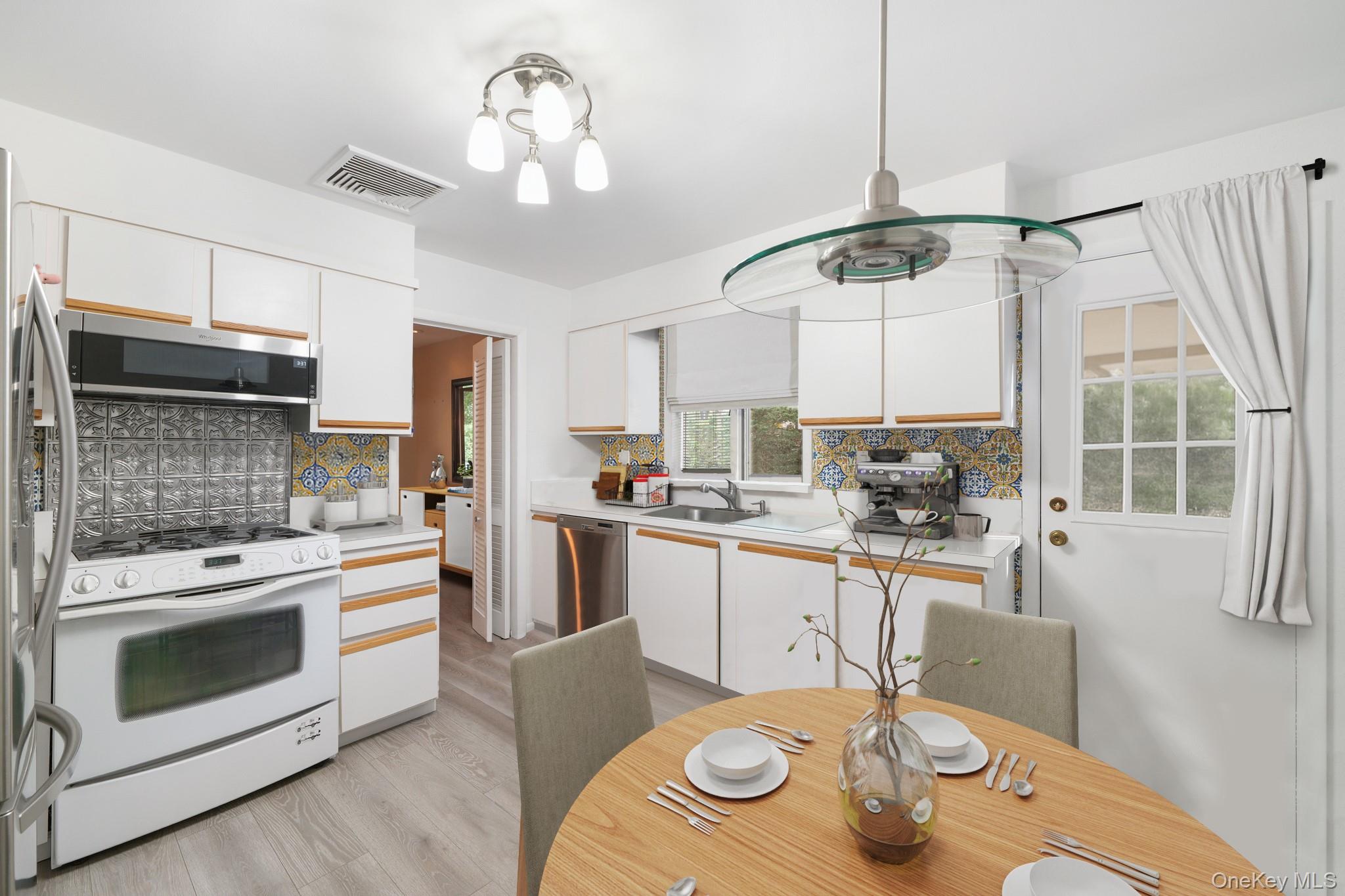 #14 photo, 7 Green Acres Lane, White Plains , NY 10607