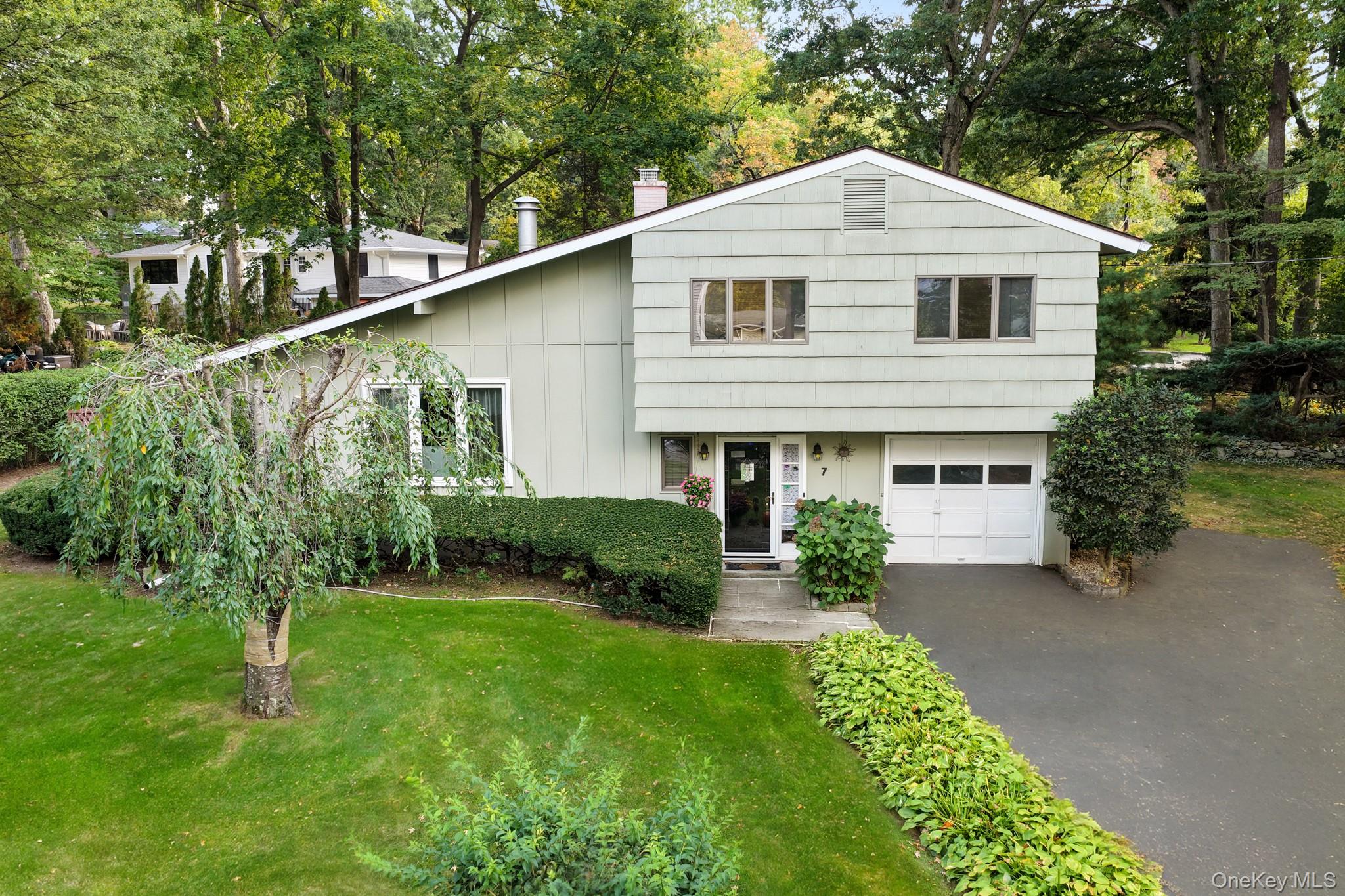 #3 photo, 7 Green Acres Lane, White Plains , NY 10607