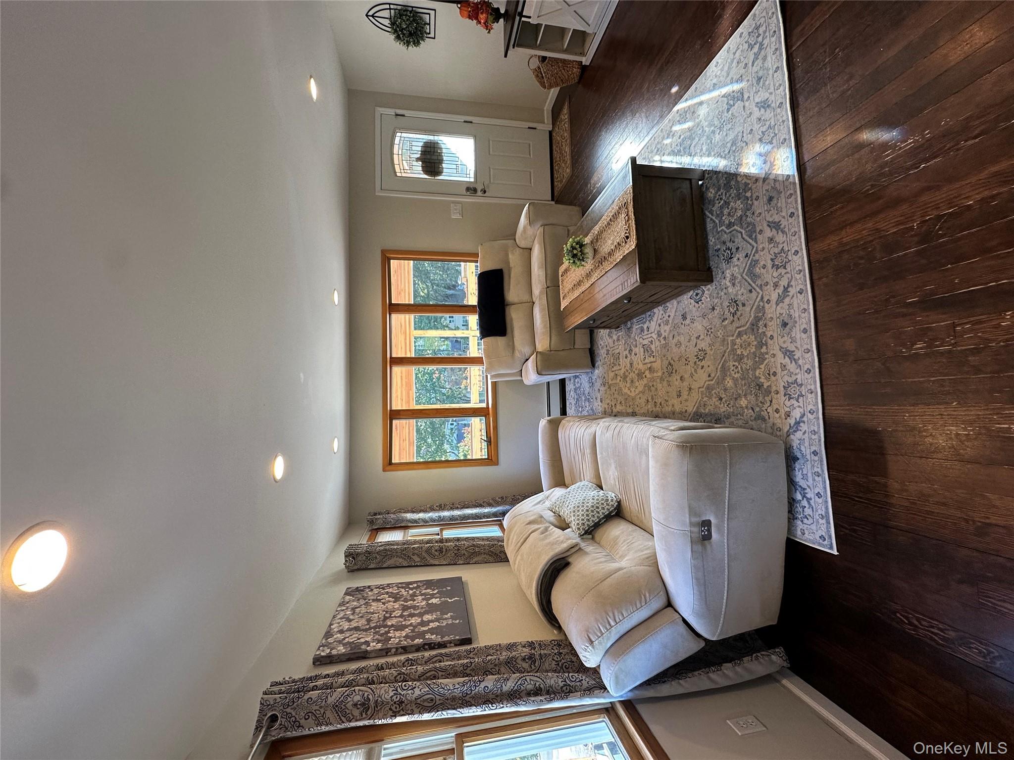 #7 photo, 558 Meadow Road, Kings Park , NY 11754