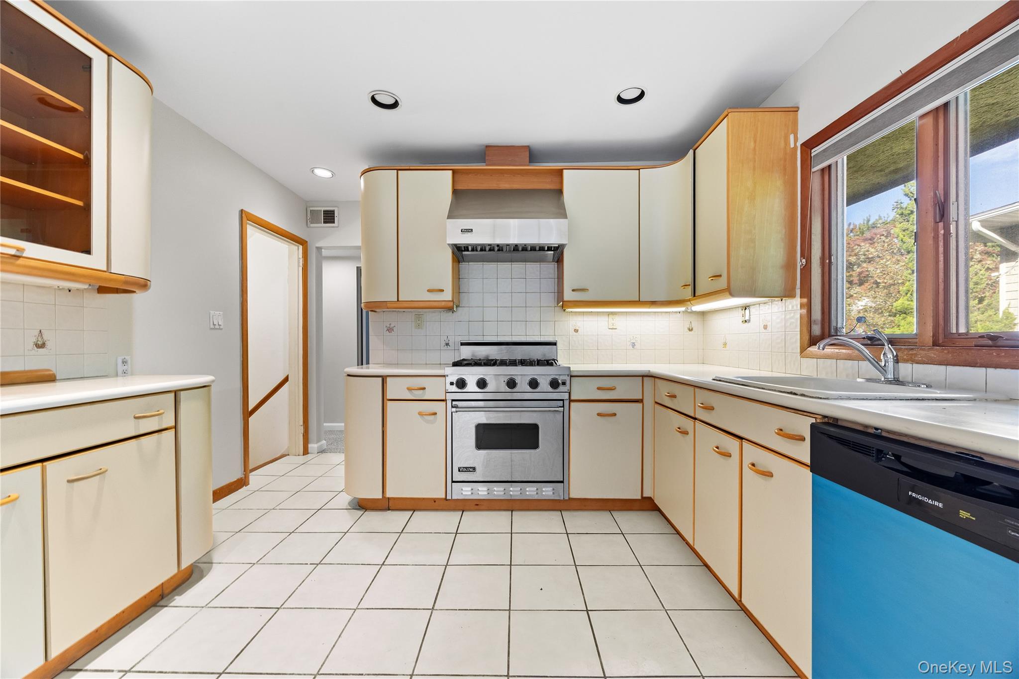 #20 photo, 2 Dale Carnegie Court, ナッソー郡 Great Neck , NY 11020