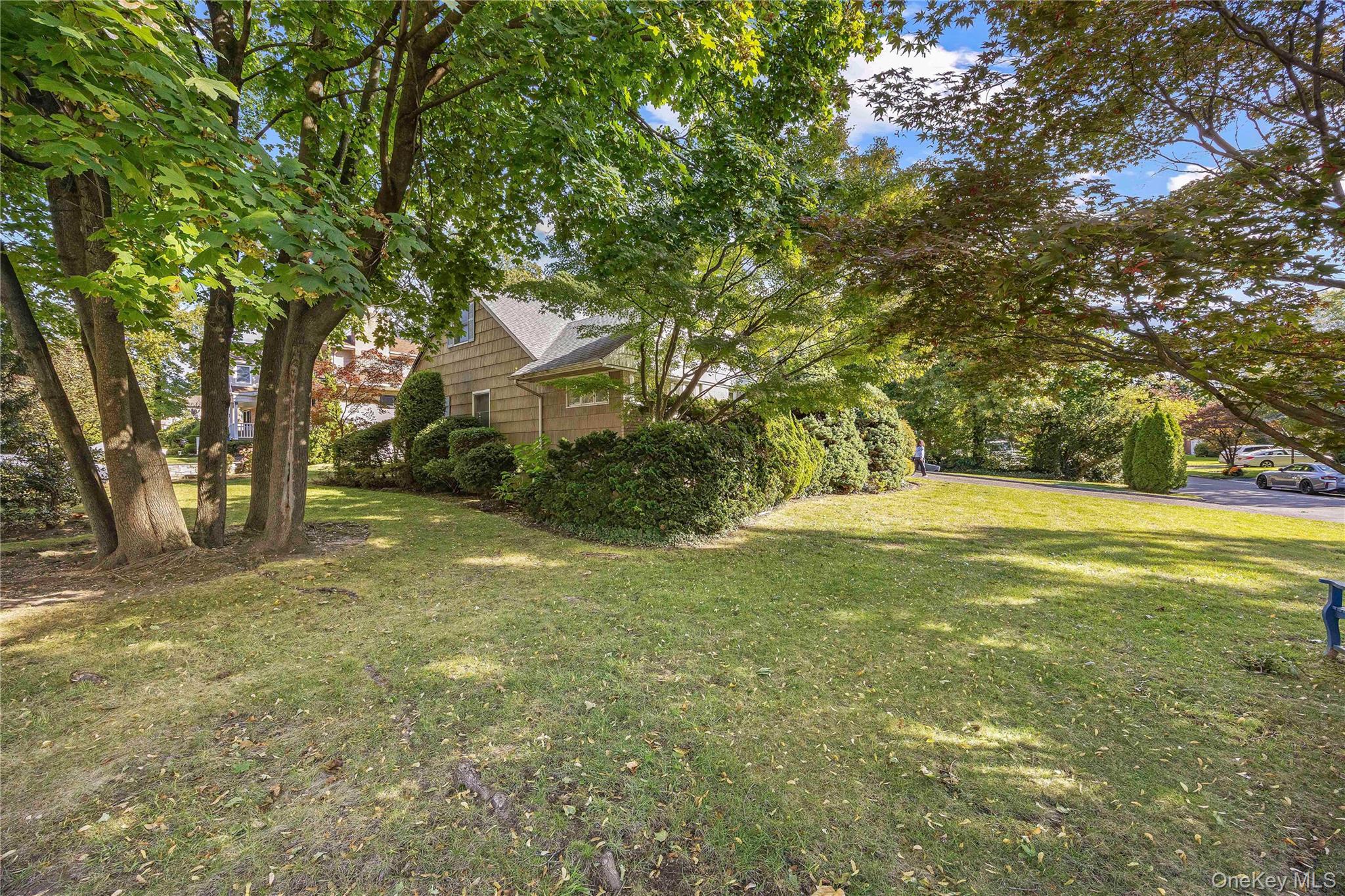 #4 photo, 2 Dale Carnegie Court, ナッソー郡 Great Neck , NY 11020