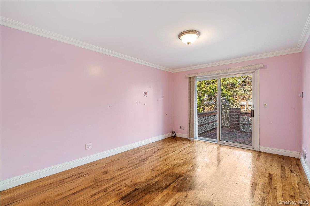 #14 photo, 57-81 228 Street, クイーンズ区 Flushing , NY 11364