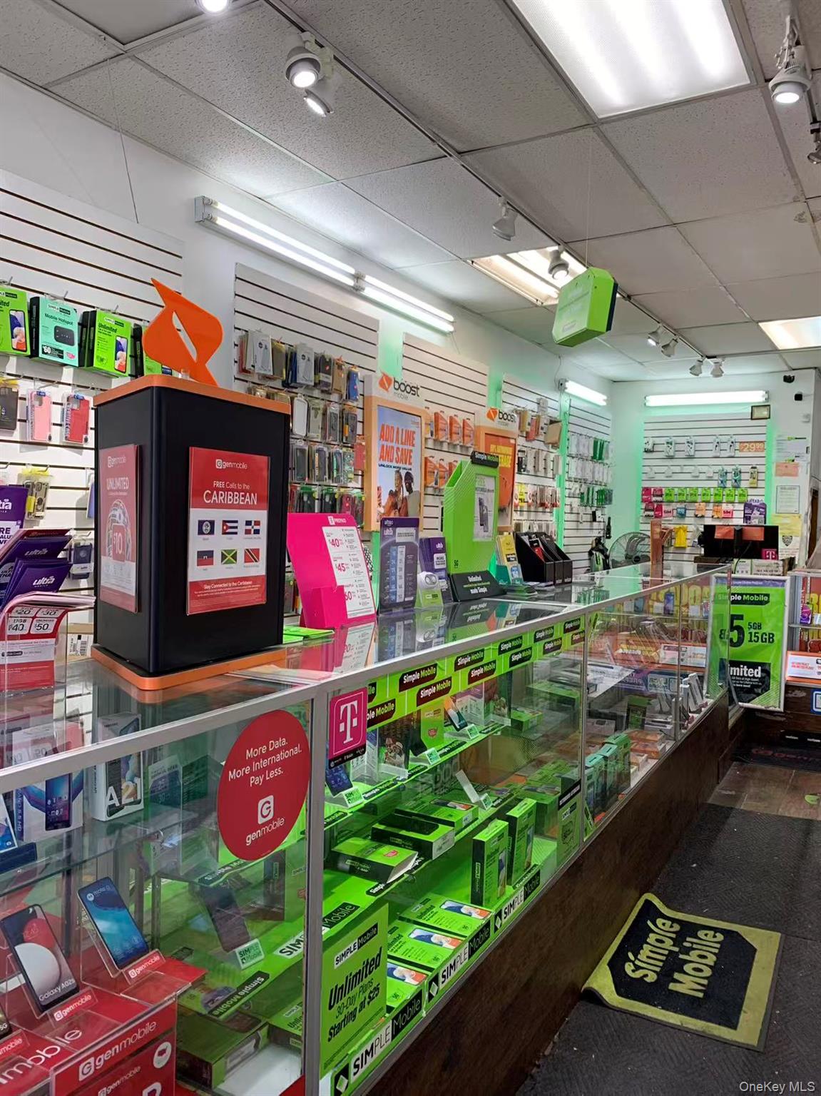 #1 photo, 825 Flatbush Avenue, ブルックリン区 Brooklyn , NY 11226