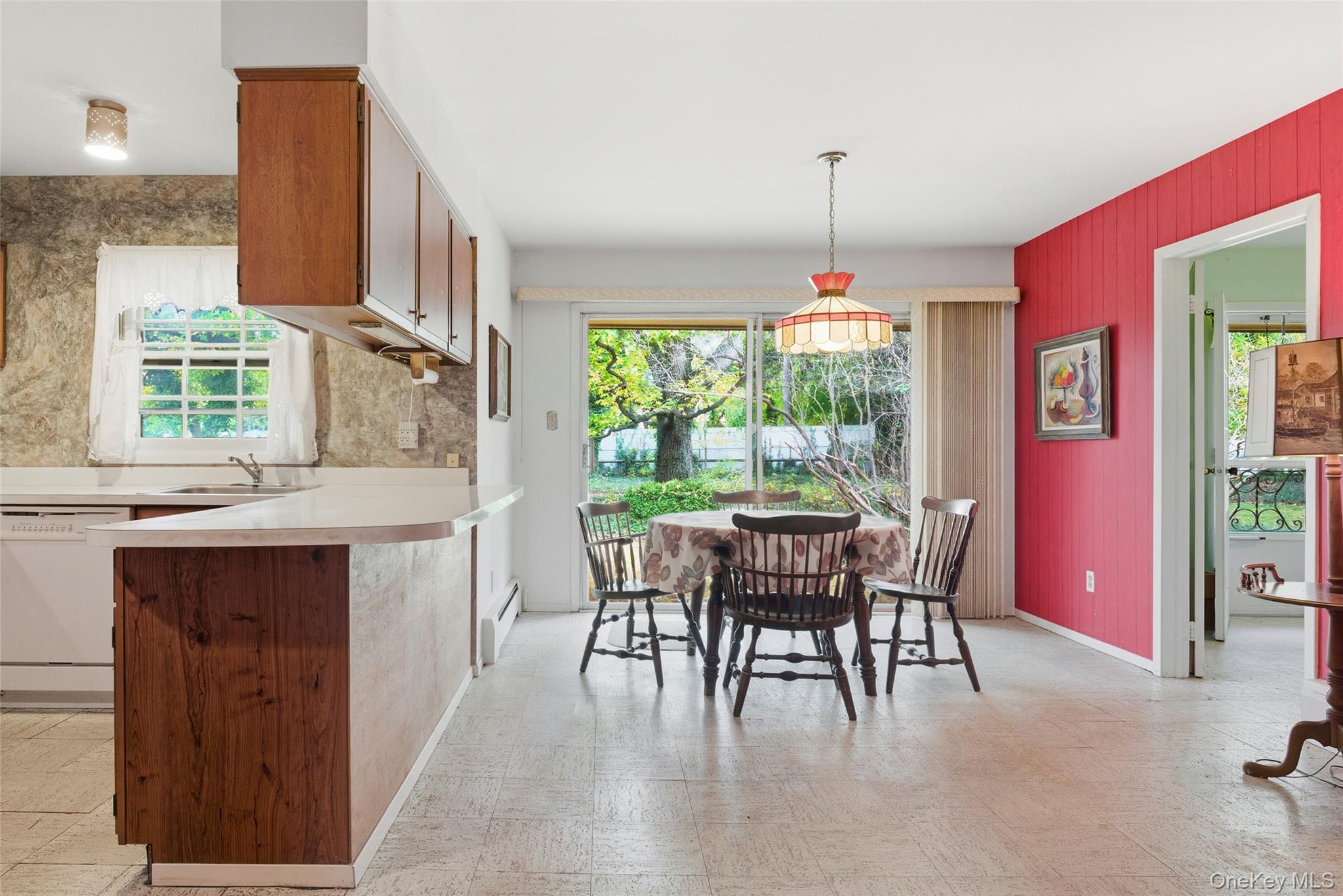 #8 photo, 4 Mystic Court, サフォーク郡 Stony Brook , NY 11790