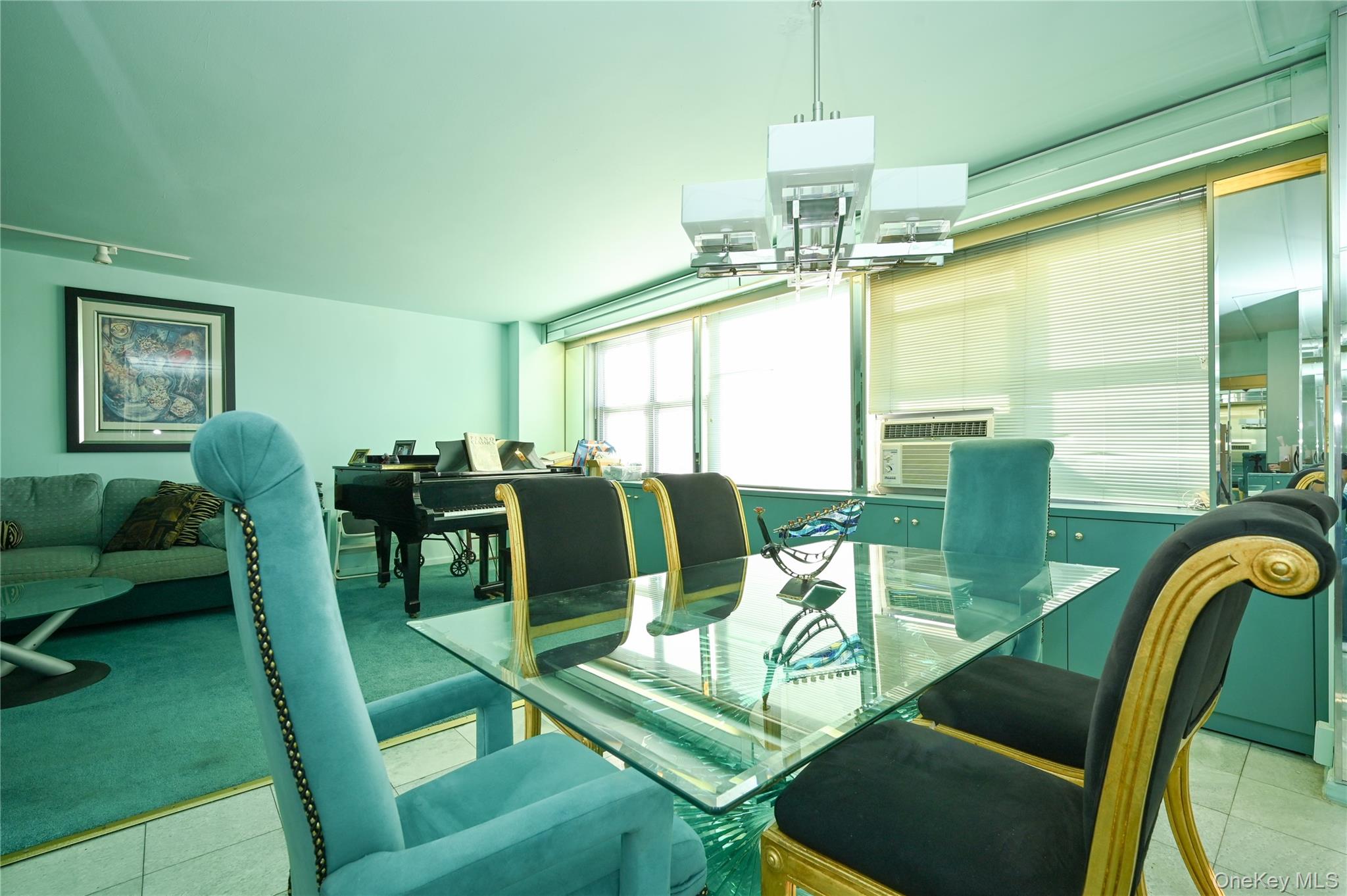 #15 photo, 61-20 Grand Central Parkway, クイーンズ区 Forest Hills , NY 11375