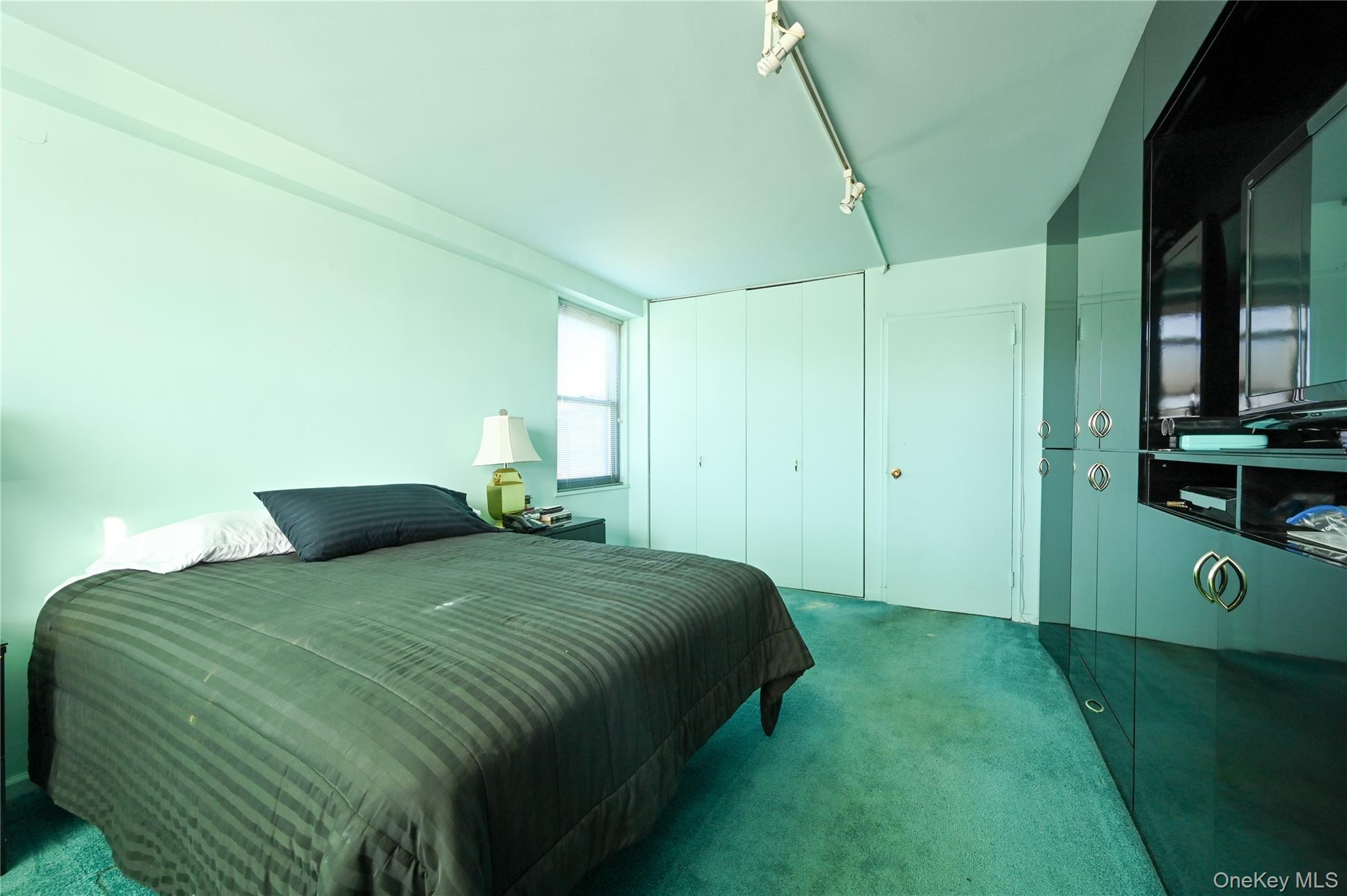 #19 photo, 61-20 Grand Central Parkway, クイーンズ区 Forest Hills , NY 11375