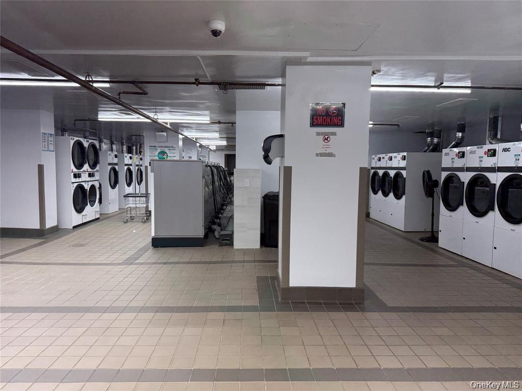 #5 photo, 61-20 Grand Central Parkway, クイーンズ区 Forest Hills , NY 11375