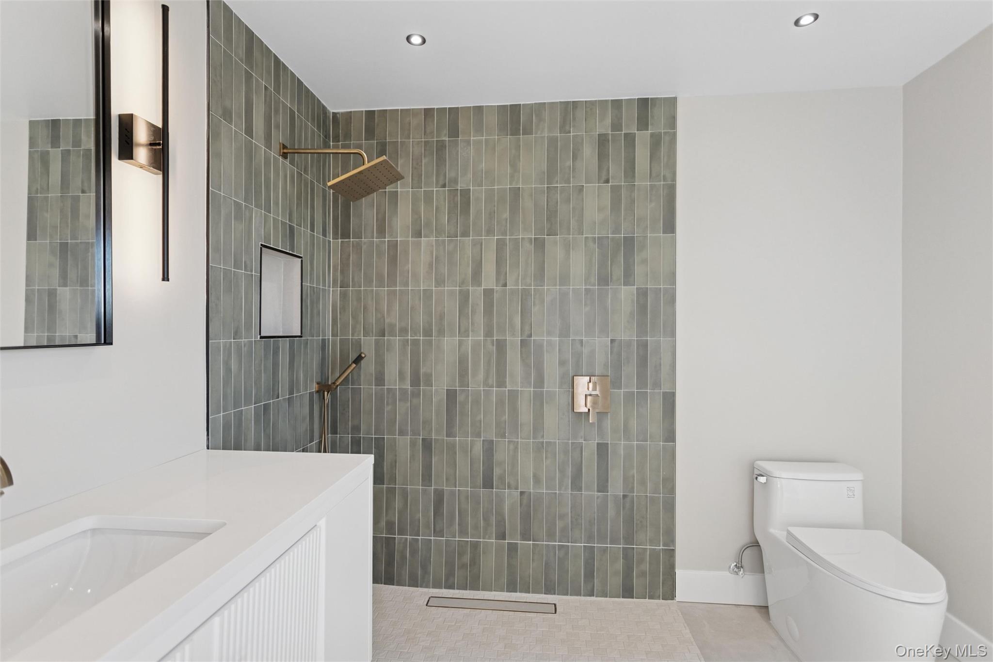 #18 photo, 31 Kent Road, ナッソー郡 Island Park , NY 11558