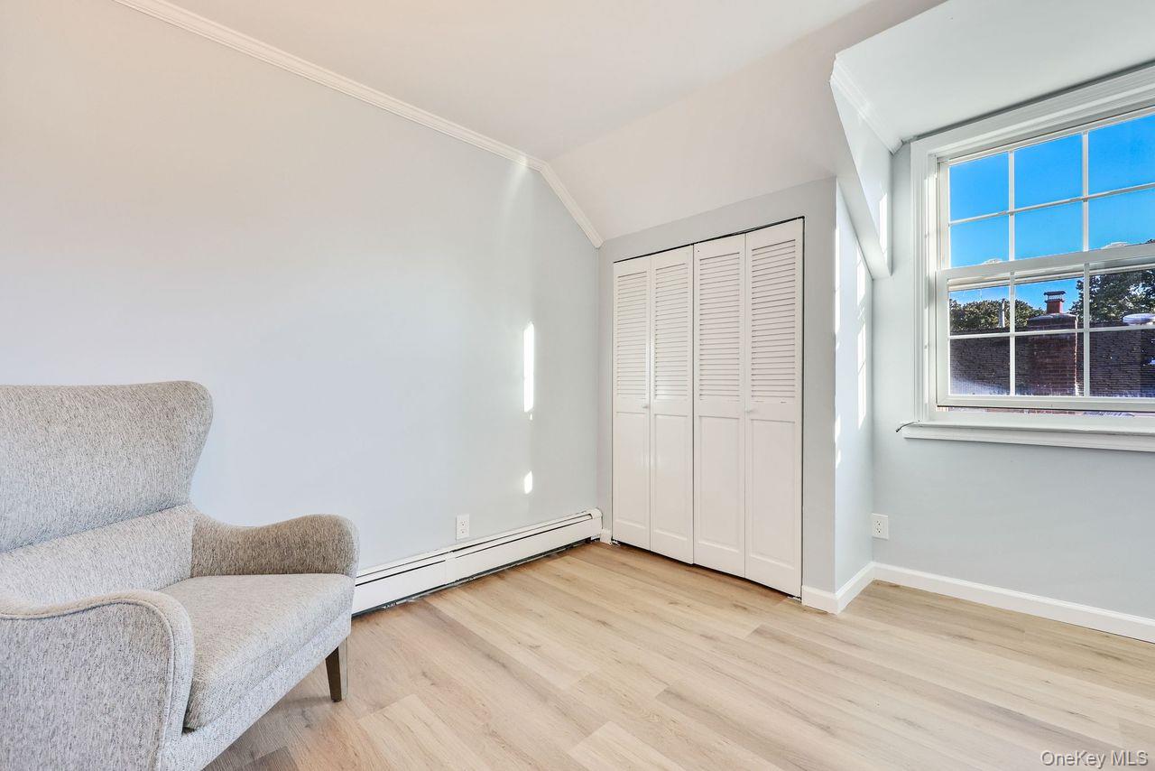 #15 photo, 17 Oxford Street, ナッソー郡 Malverne , NY 11565