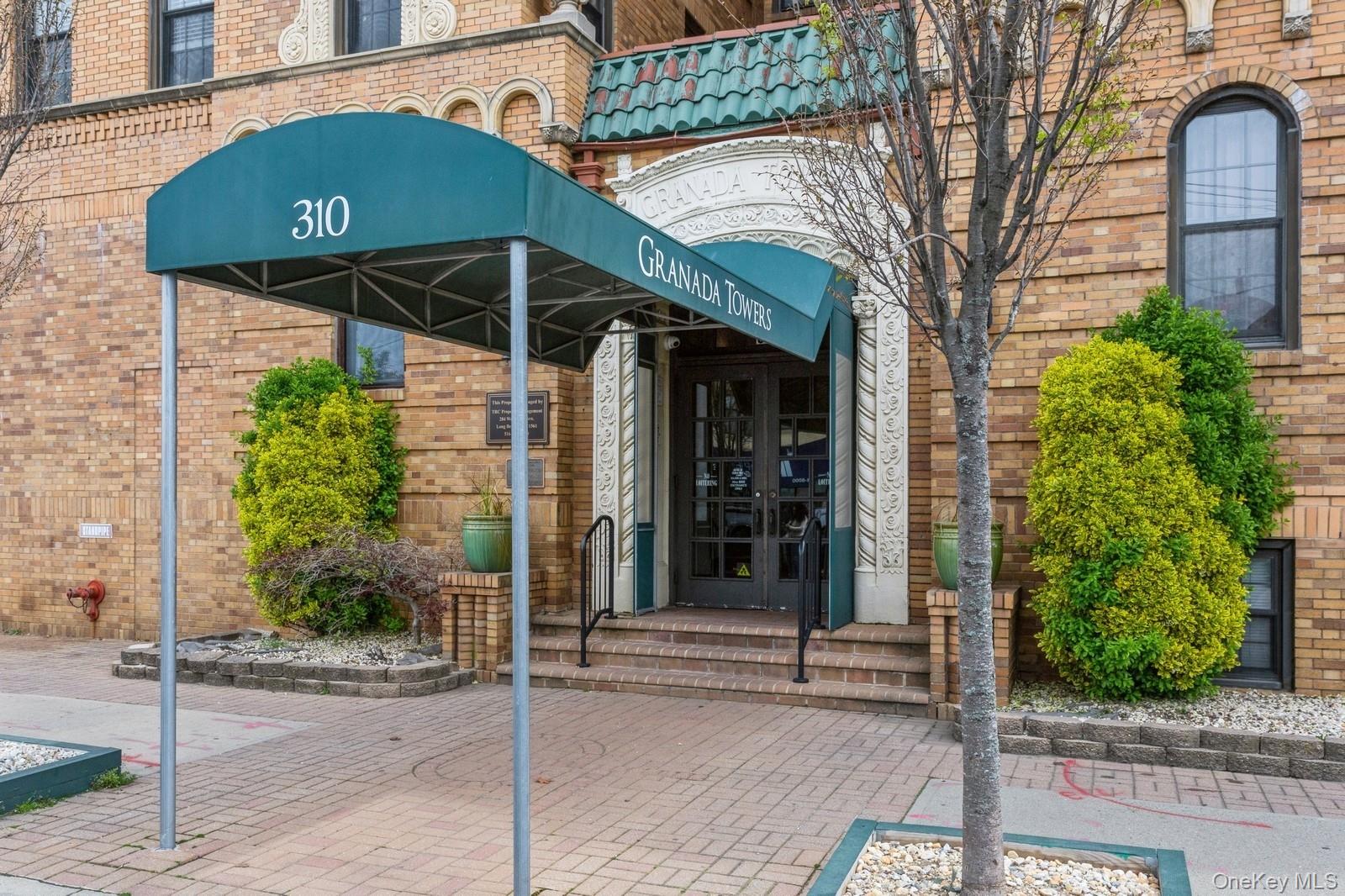 #1 photo, 310 Riverside Blvd, ナッソー郡 Long Beach , NY 11561