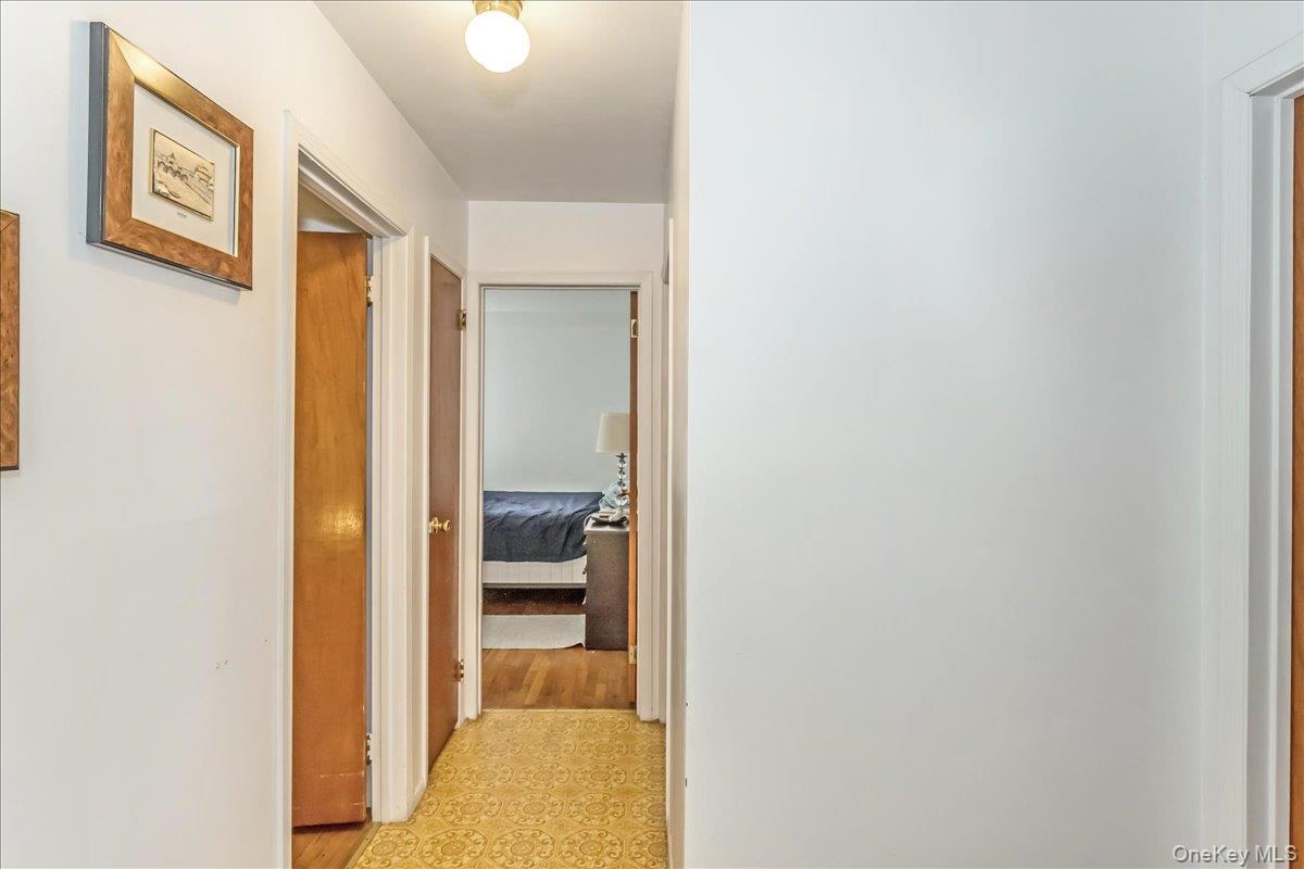 #12 photo, 12 Roxy Place, ナッソー郡 Lynbrook , NY 11563