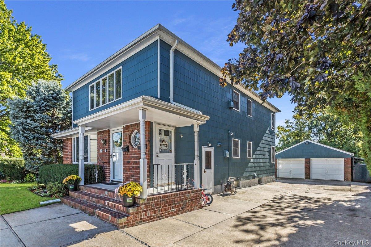 #3 photo, 12 Roxy Place, ナッソー郡 Lynbrook , NY 11563