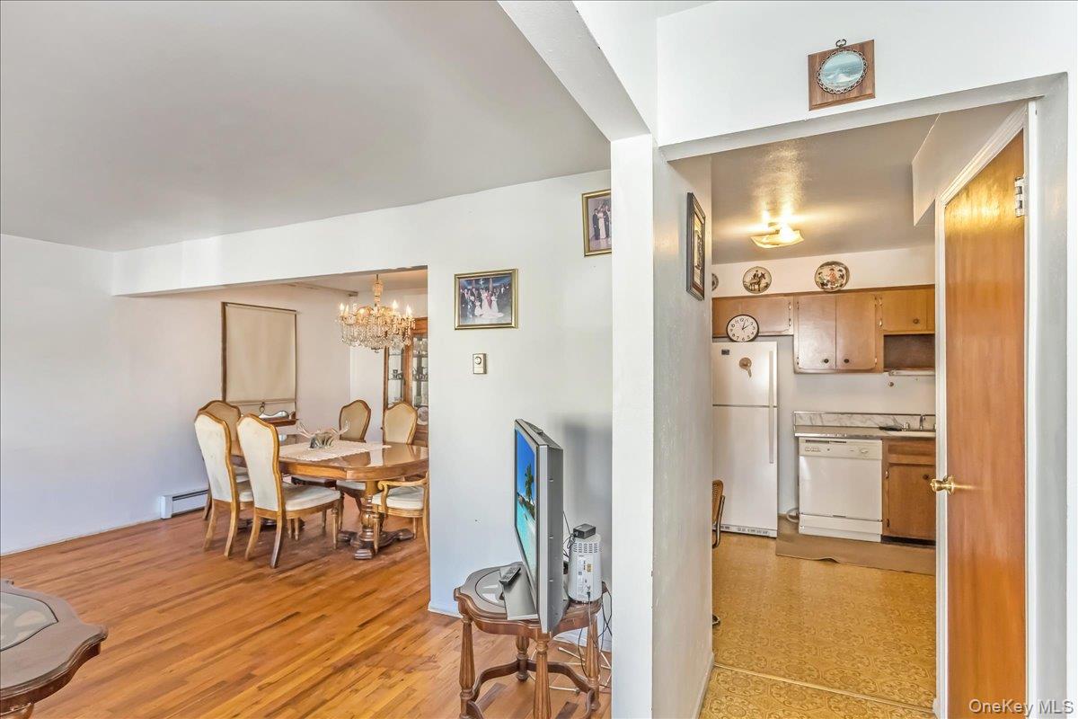 #5 photo, 12 Roxy Place, ナッソー郡 Lynbrook , NY 11563