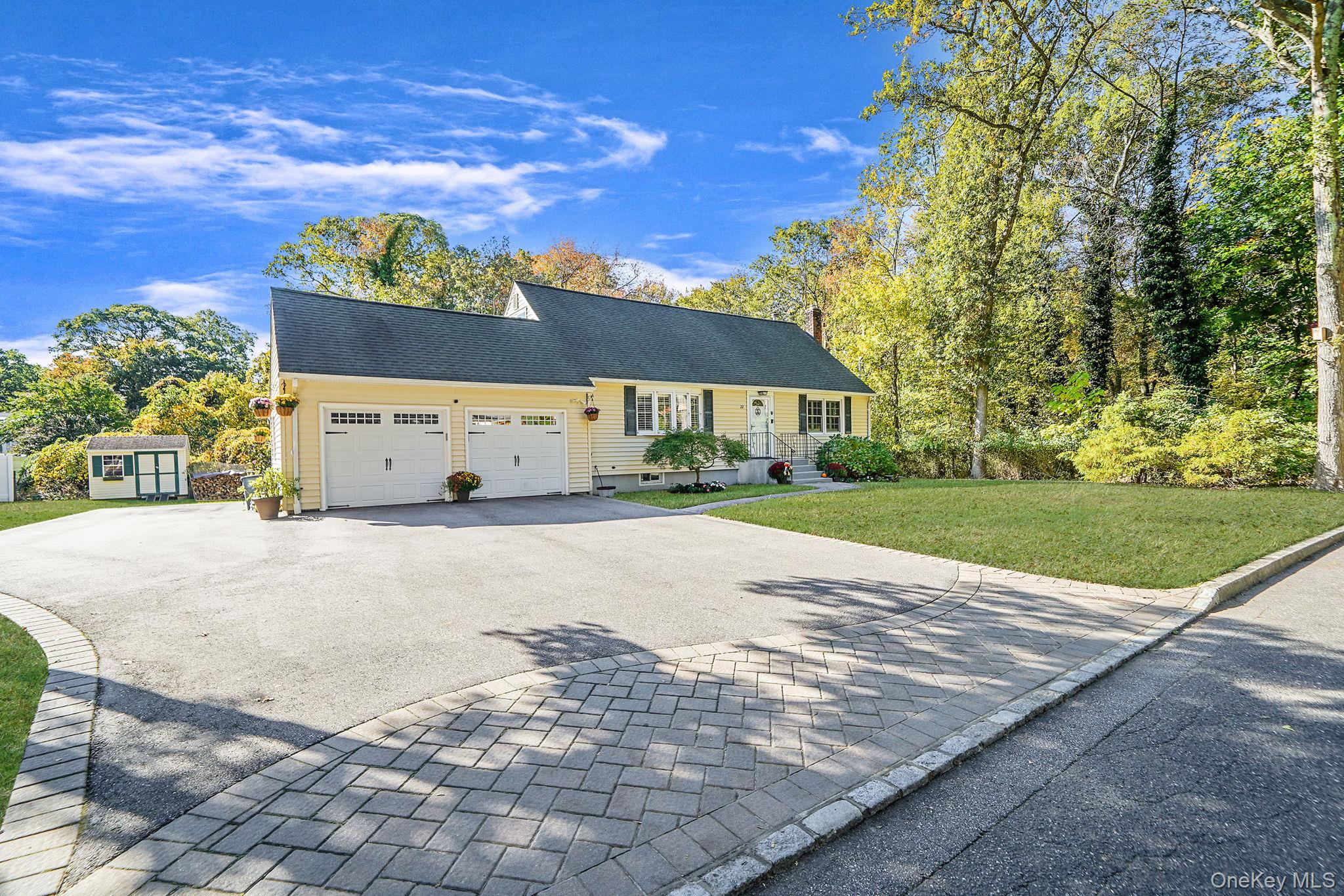 #1 photo, 22 5th Avenue, 东长岛 史密斯敦 Smithtown , NY 11787