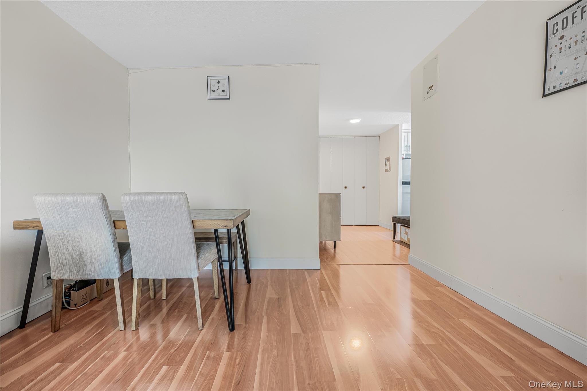 #3 photo, 118-17 Union Turnpike, クイーンズ区 Forest Hills , NY 11375