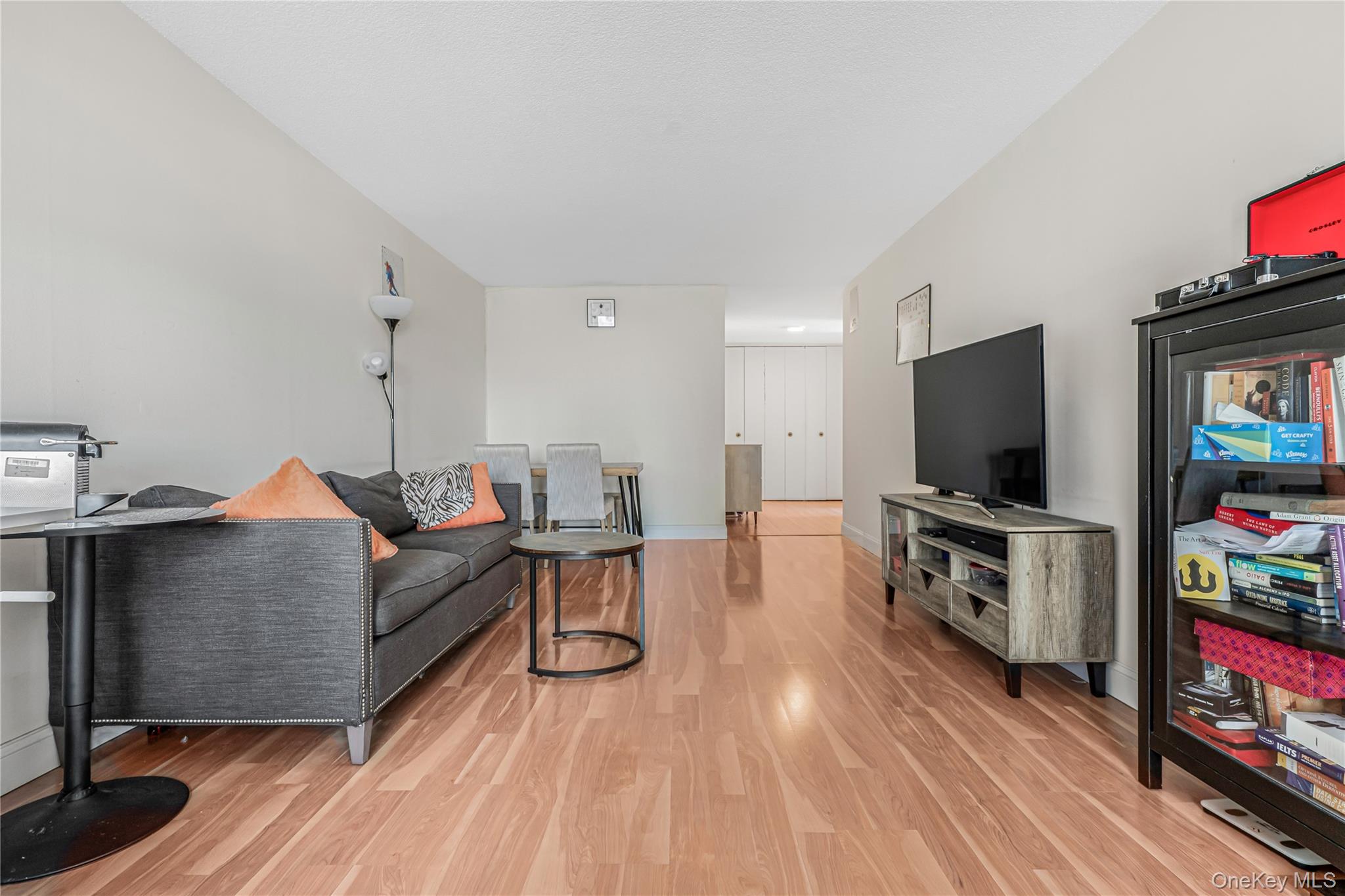 #5 photo, 118-17 Union Turnpike, クイーンズ区 Forest Hills , NY 11375