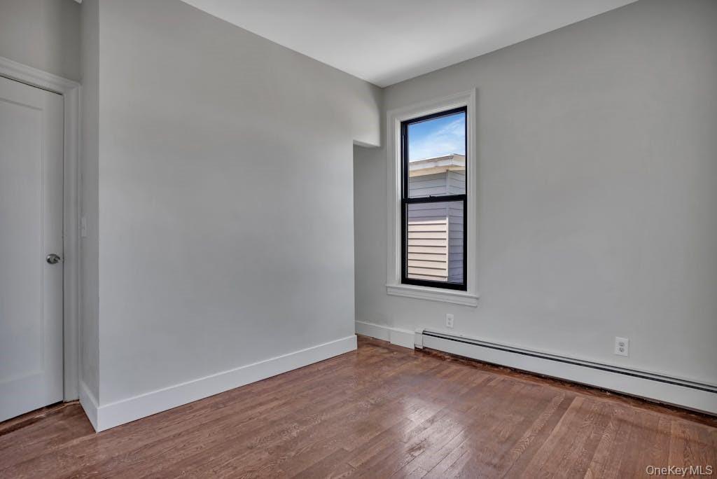 #11 photo, 107 N Forest Avenue, Rockville Centre , NY 11570