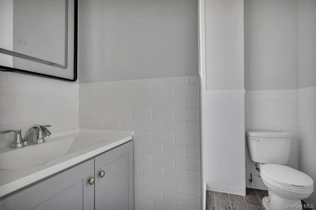 #16 photo, 107 N Forest Avenue, Rockville Centre , NY 11570