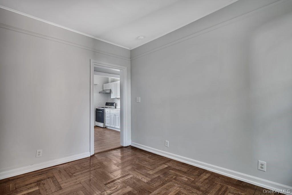 #6 photo, 107 N Forest Avenue, Rockville Centre , NY 11570