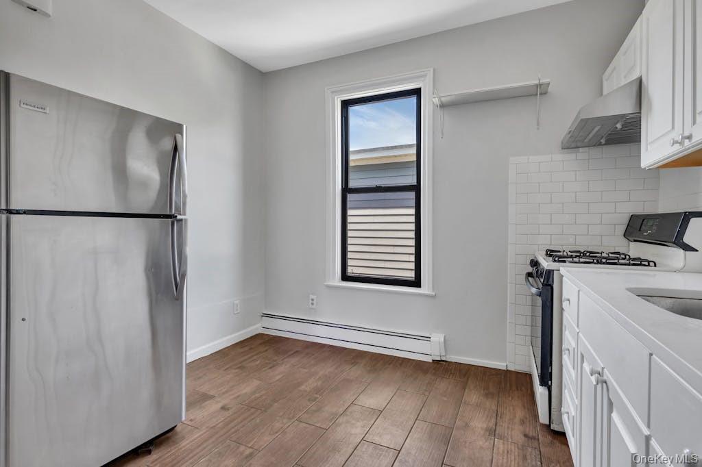 #7 photo, 107 N Forest Avenue, Rockville Centre , NY 11570