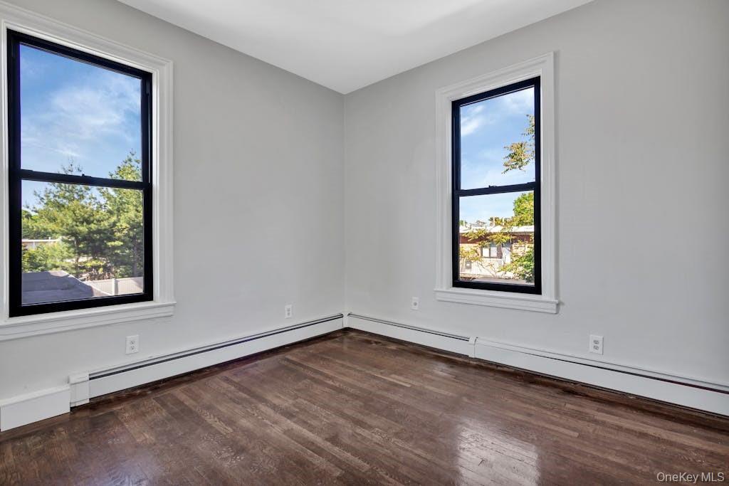 #9 photo, 107 N Forest Avenue, Rockville Centre , NY 11570