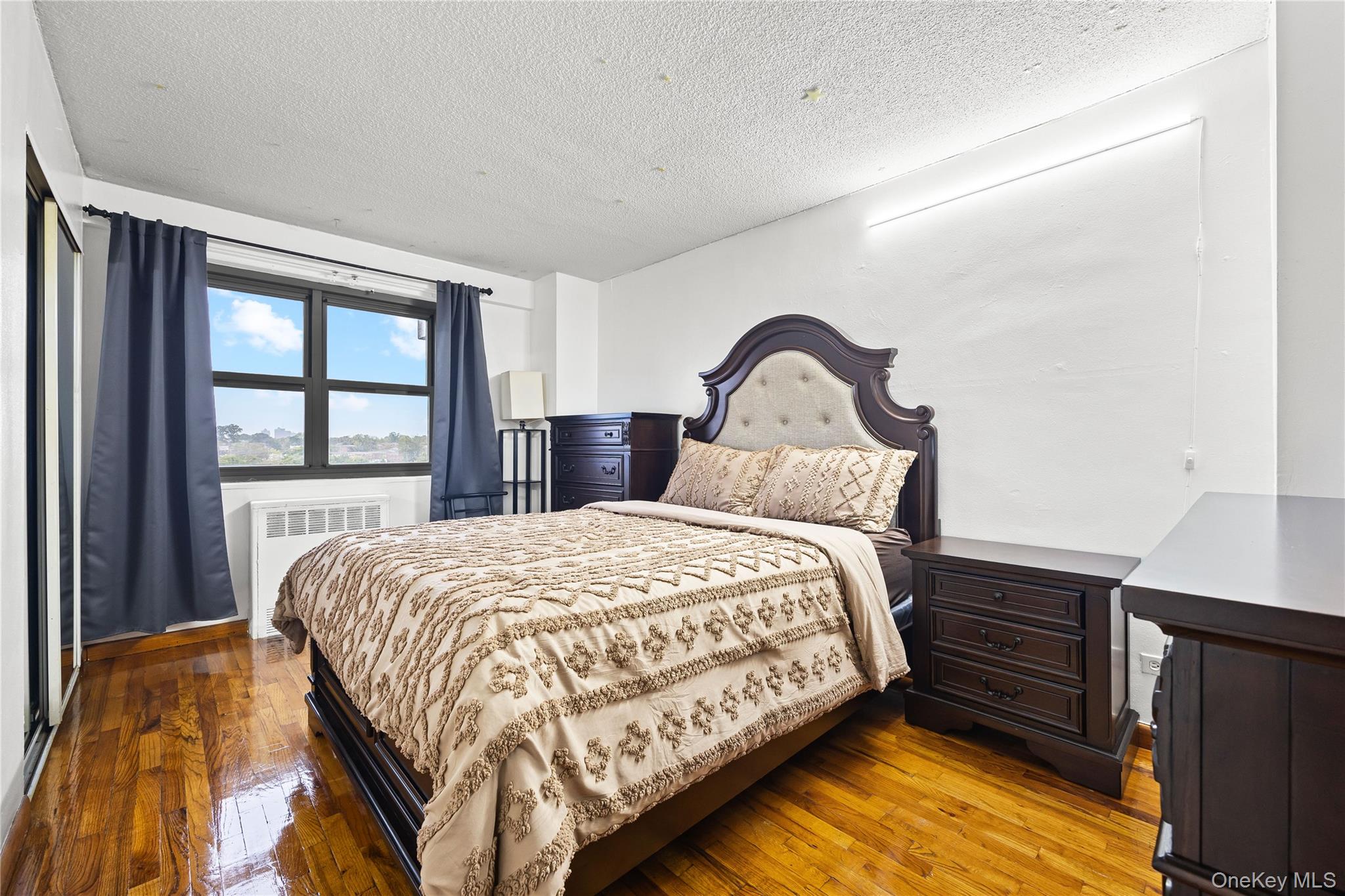 #12 photo, 3410 de reimer Avenue, ブロンクス区 Bronx , NY 10475