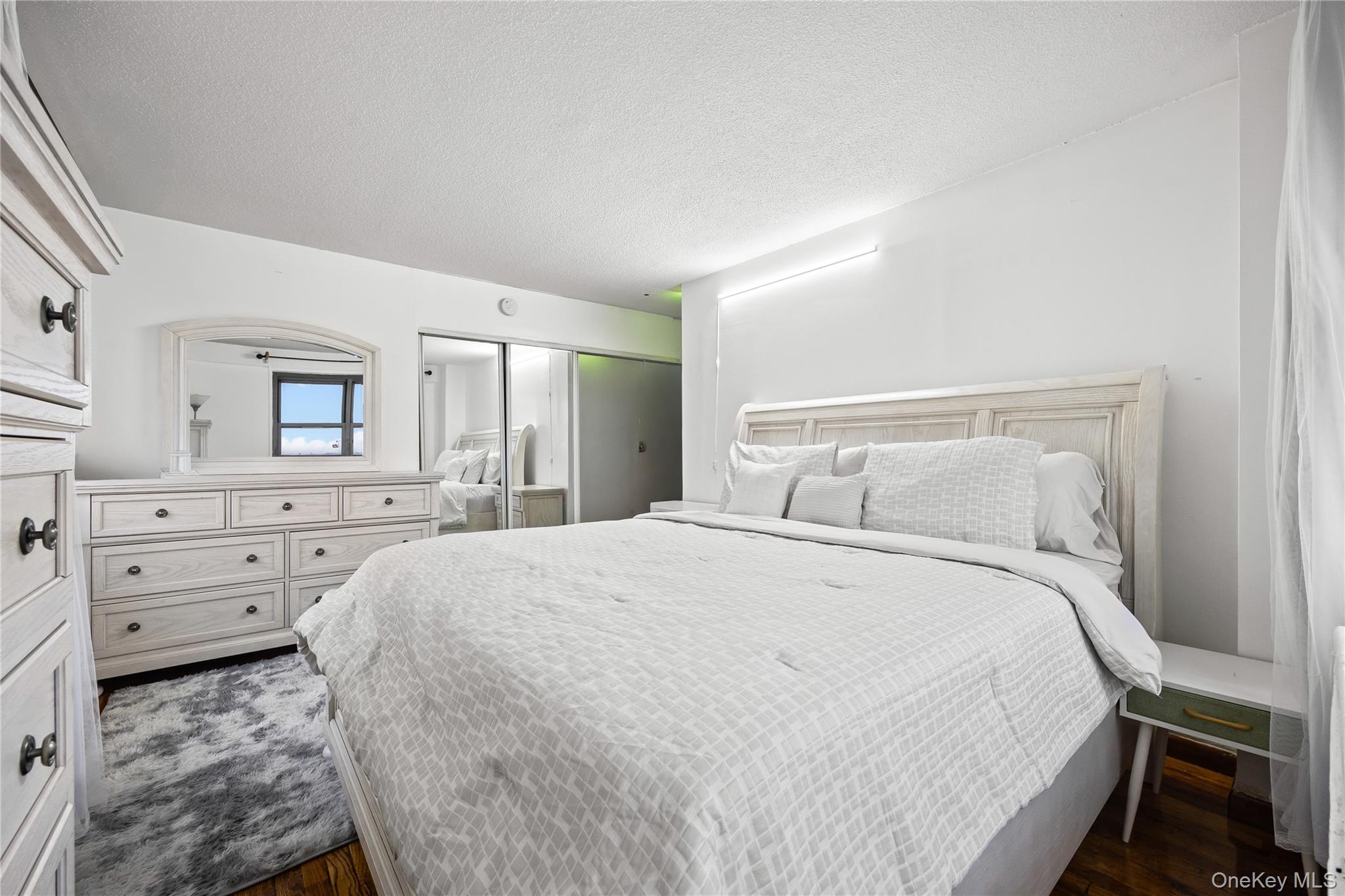 #9 photo, 3410 de reimer Avenue, ブロンクス区 Bronx , NY 10475