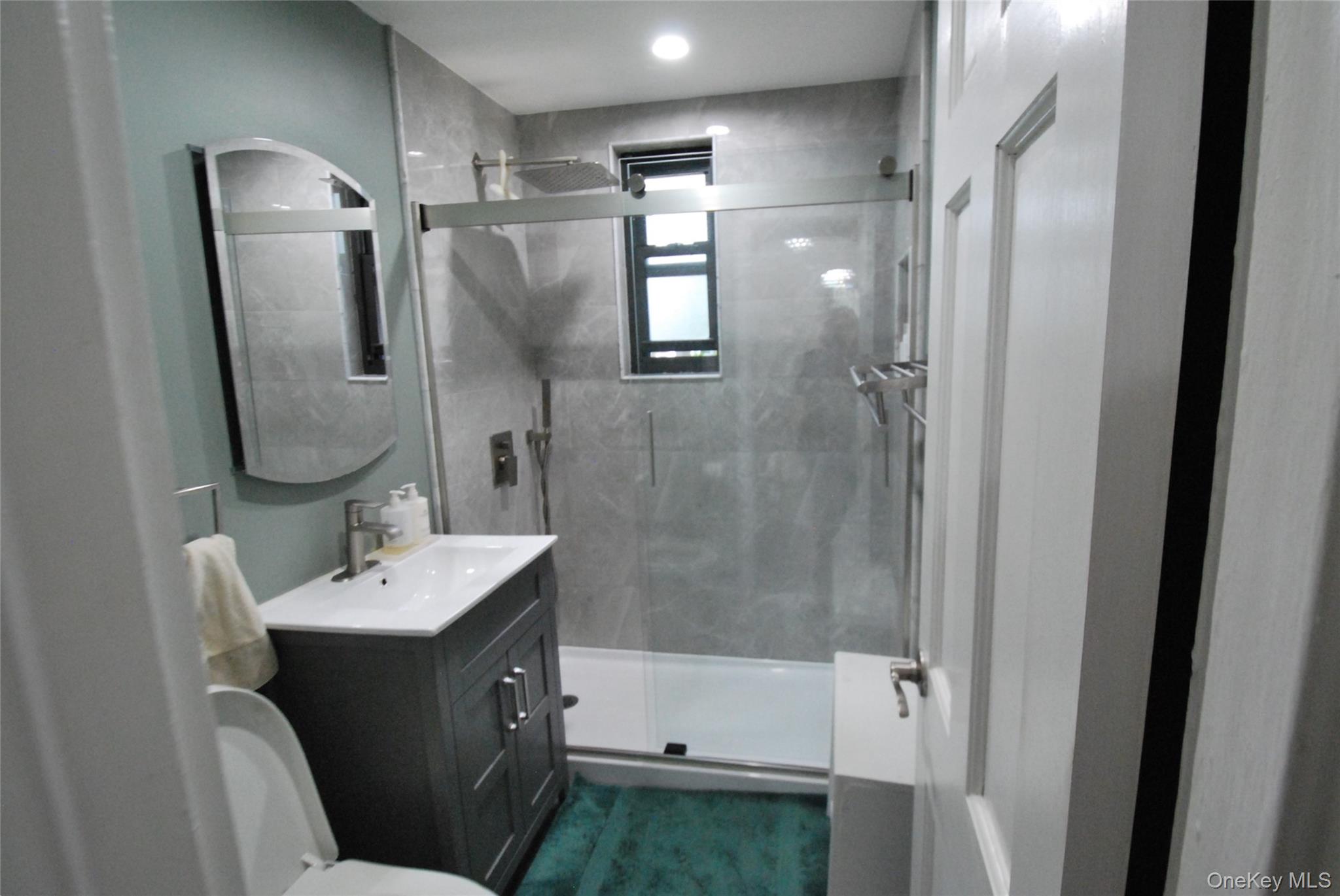 #8 photo, 106 Richbell Road, Mamaroneck , NY 10543