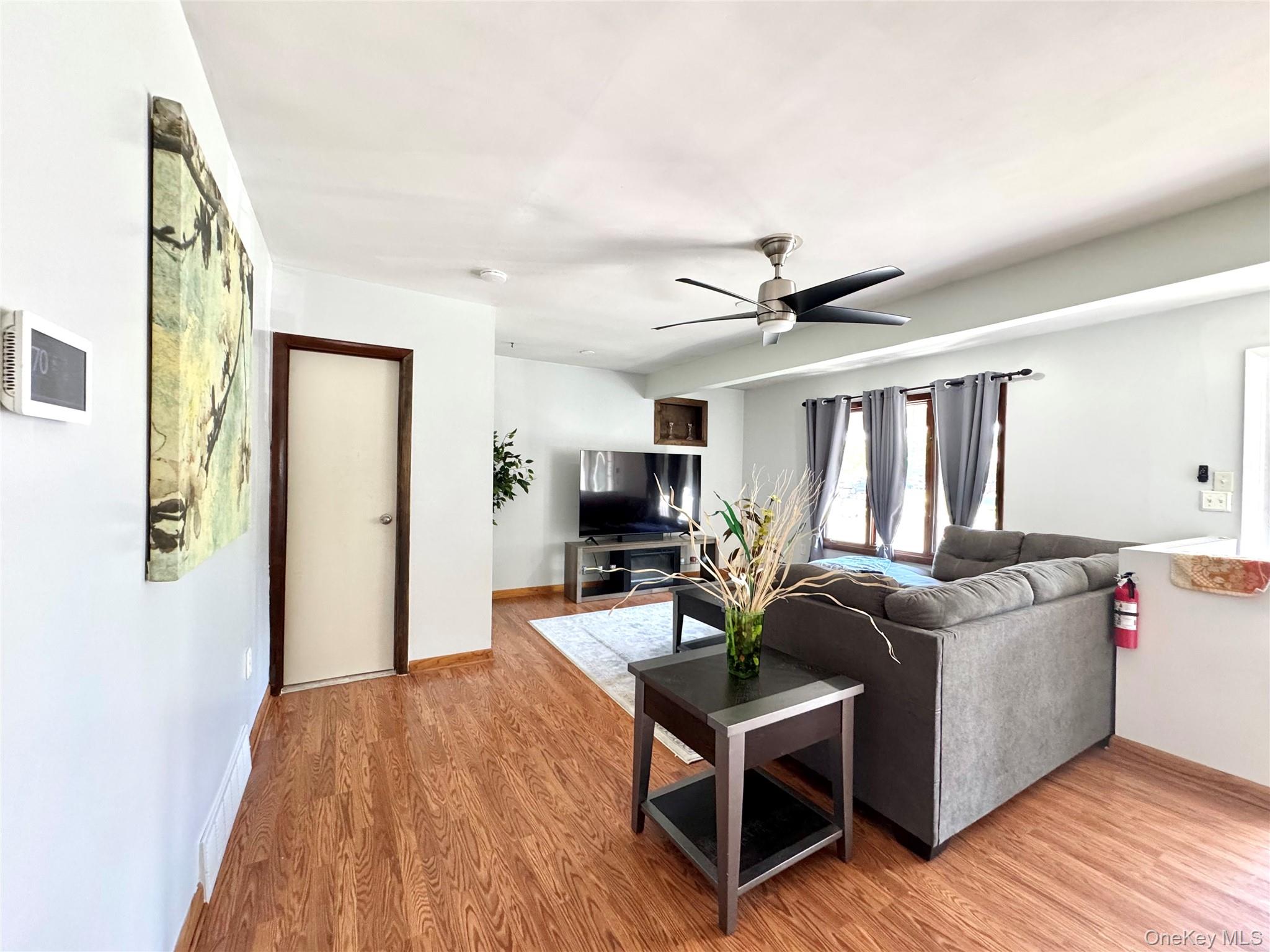 #7 photo, 60 S Jefferson Avenue, Catskill , NY 12414