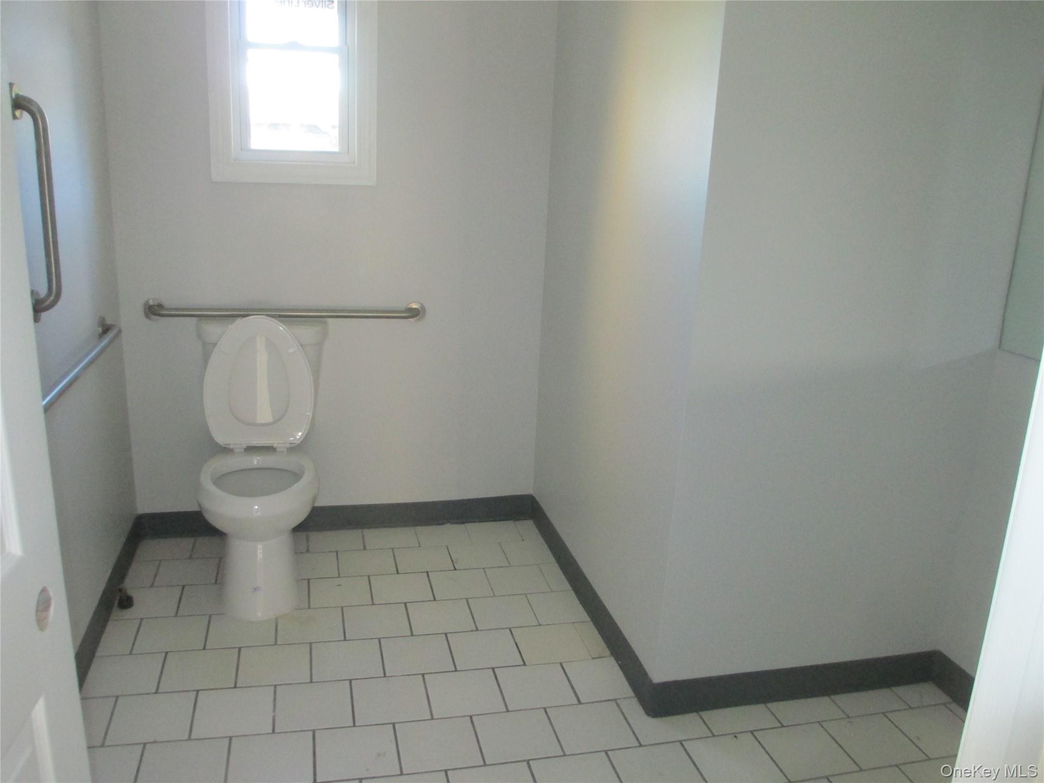 #18 photo, 2-4 N Route 9w, West Haverstraw , NY 10993