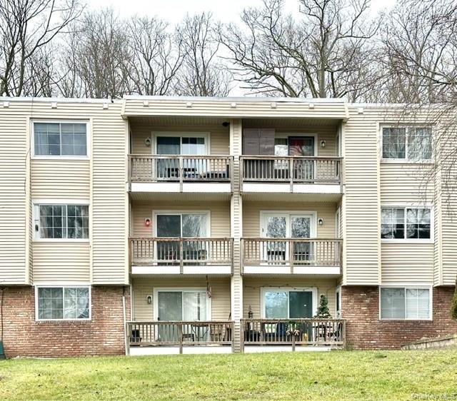 #14 photo, 224 Fox Run Lane, Carmel , NY 10512