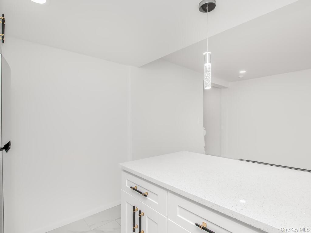 #10 photo, 10220 189th Street, クイーンズ区 Hollis , NY 11423