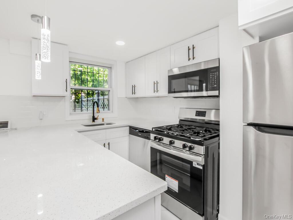 #11 photo, 10220 189th Street, クイーンズ区 Hollis , NY 11423