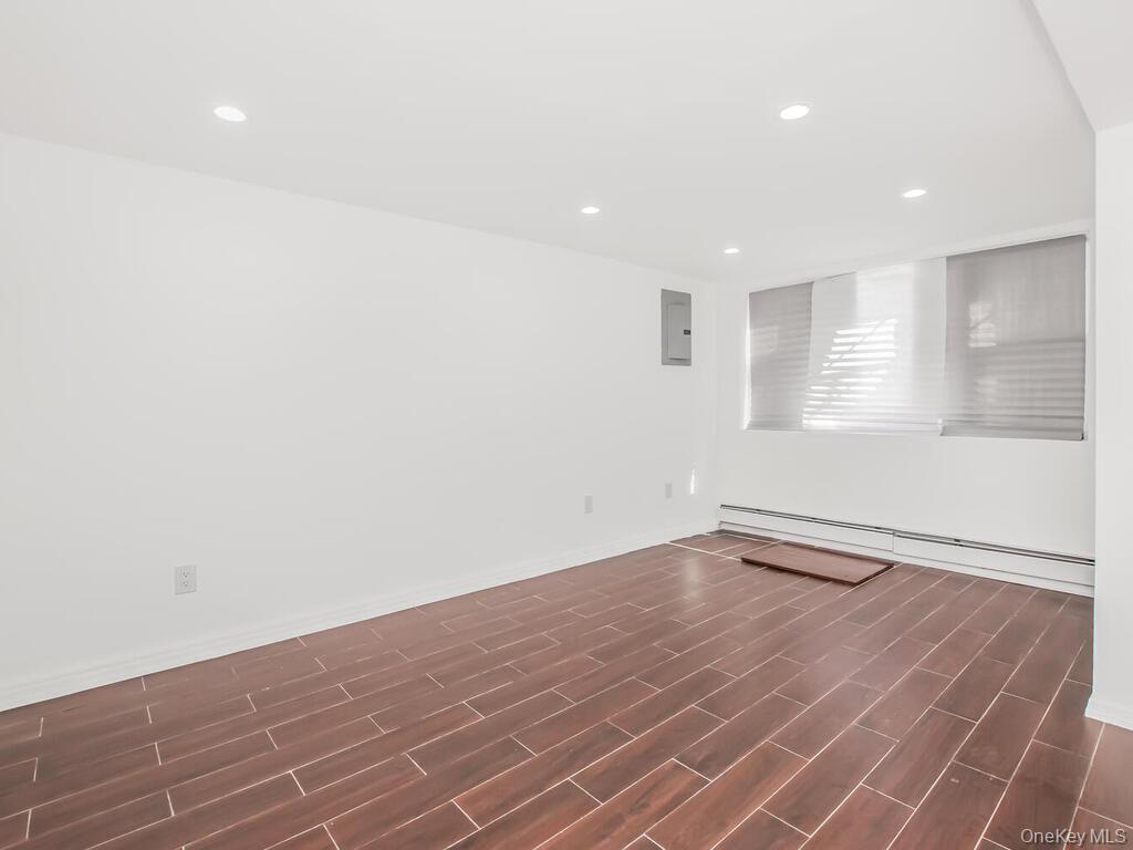 #14 photo, 10220 189th Street, クイーンズ区 Hollis , NY 11423