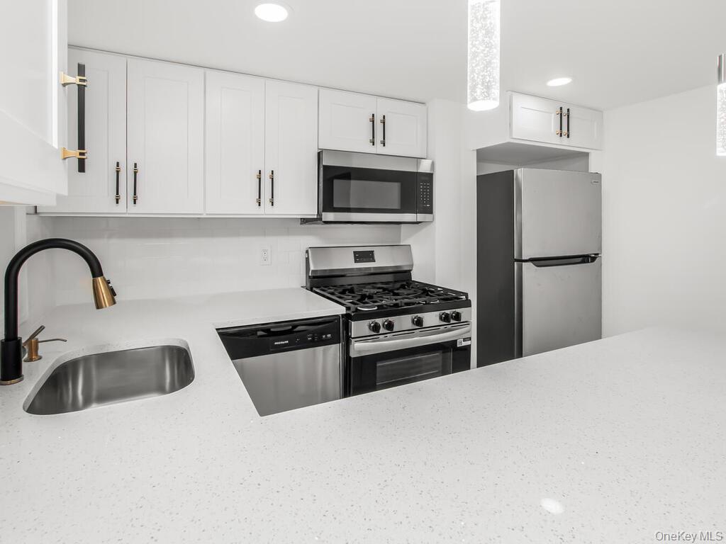 #8 photo, 10220 189th Street, クイーンズ区 Hollis , NY 11423