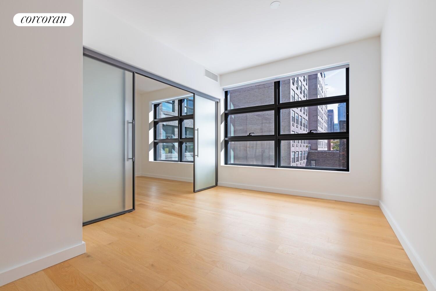 #1 photo, New York City, マンハッタン Hells Kitchen , NY 10036