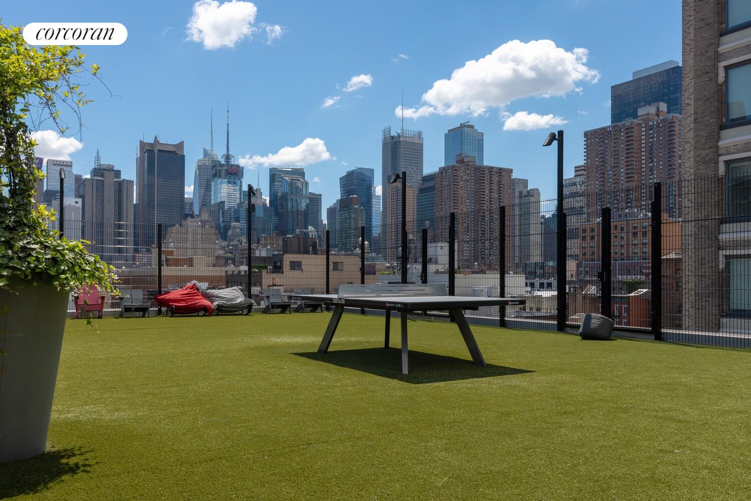 #15 photo, New York City, マンハッタン Hells Kitchen , NY 10036