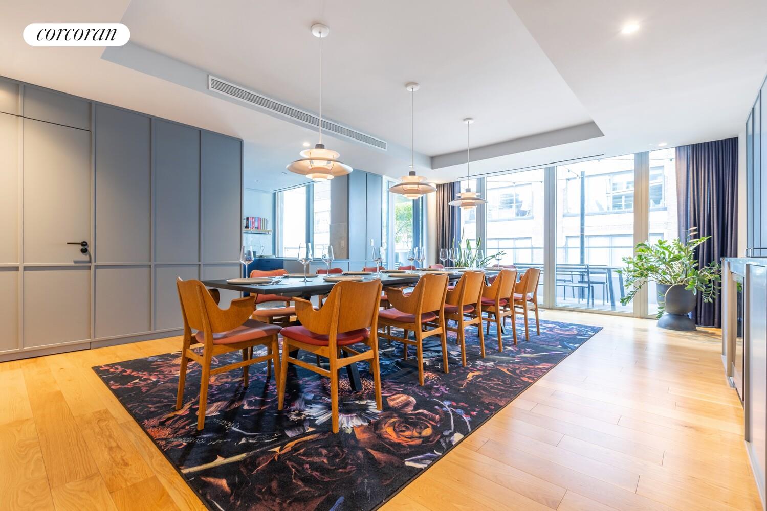 #16 photo, New York City, マンハッタン Hells Kitchen , NY 10036