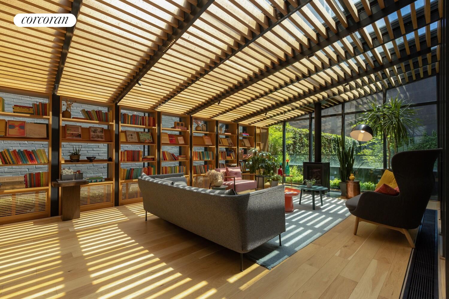 #18 photo, New York City, マンハッタン Hells Kitchen , NY 10036