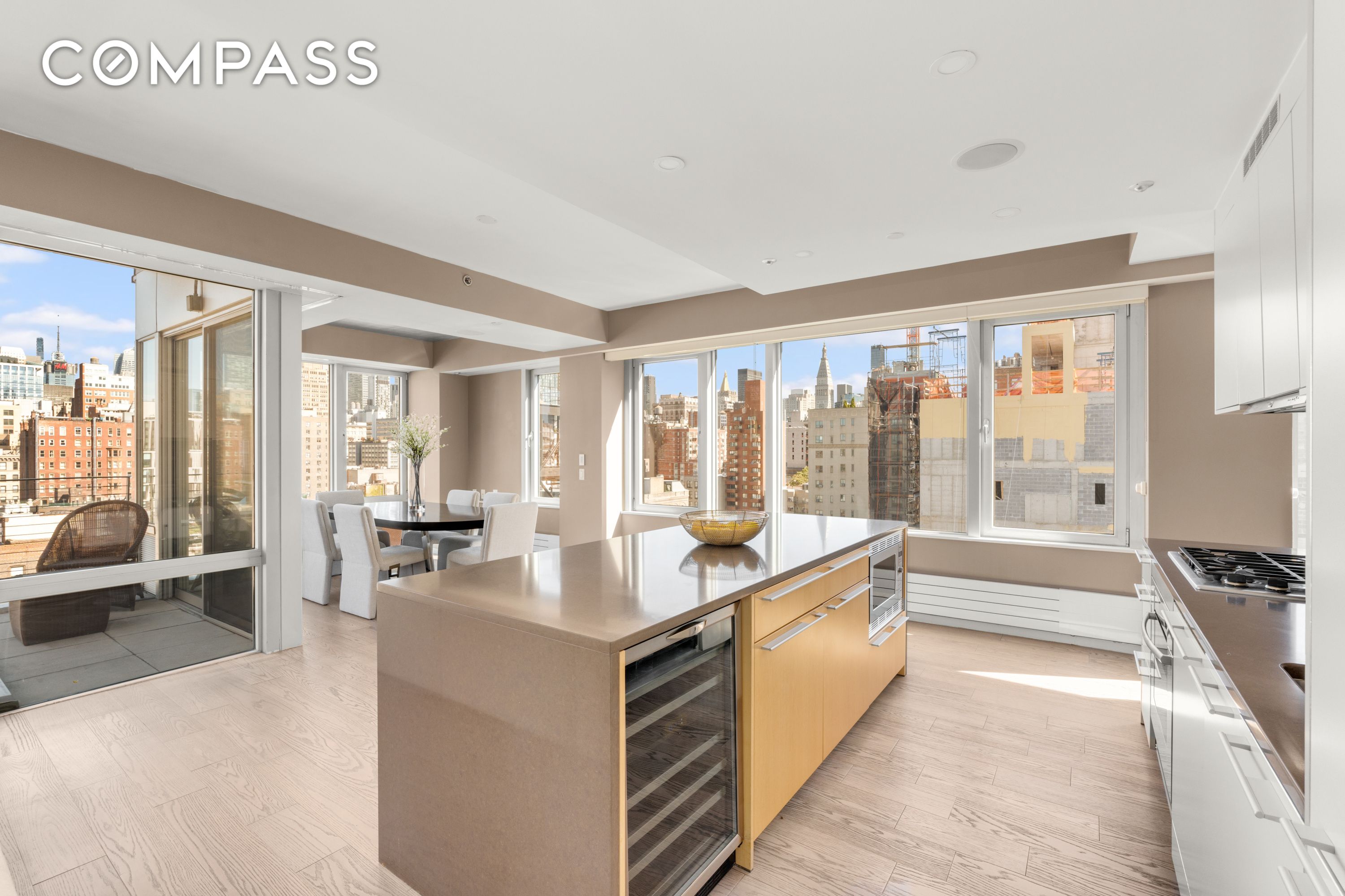 #4 photo, 245 W 19th Street, マンハッタン Chelsea , NY 10011