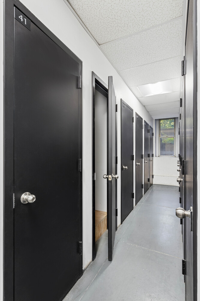 #9 photo, 25 5TH Avenue, Greenwich Village , NY 10003