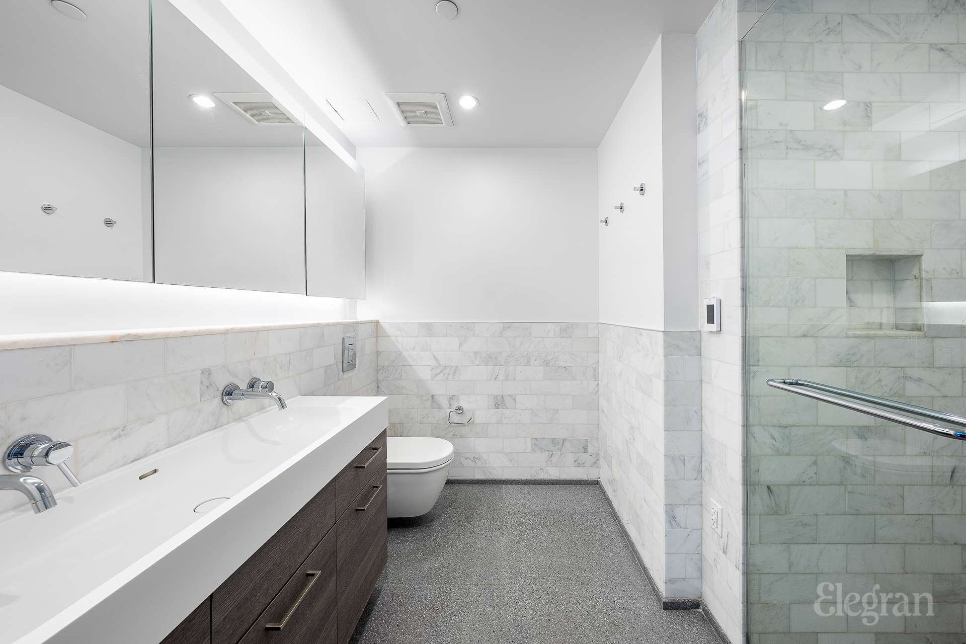 #8 photo, 591 3rd Avenue, マンハッタン Murray Hill , NY 10016