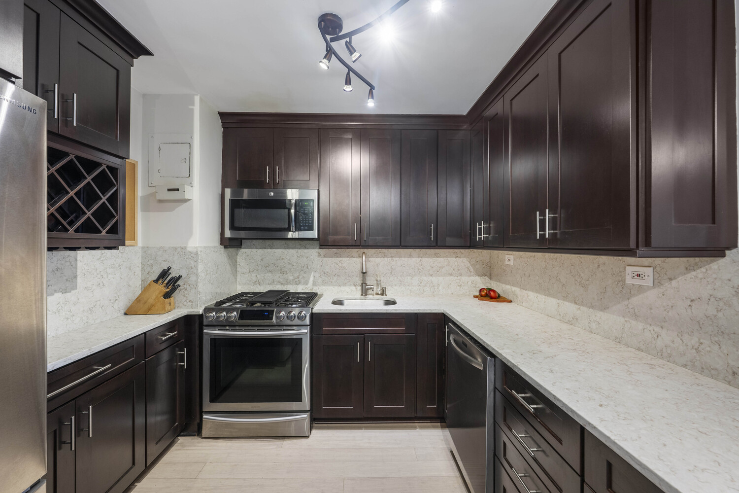 #3 photo, 5800 ARLINGTON Avenue, North Riverdale , NY 10471