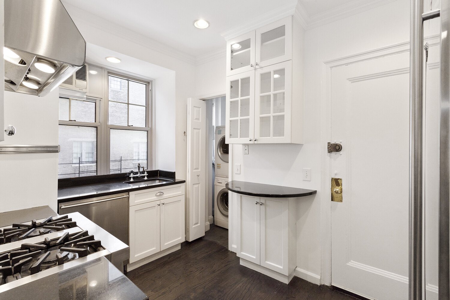 #5 photo, 50 E 72ND Street, マンハッタン Lenox Hill , NY 10021